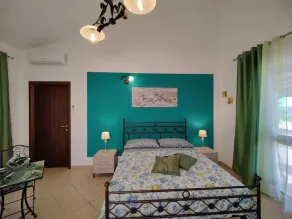 Beautiful Villa with heated swimming pool for exclusive use - Image 4