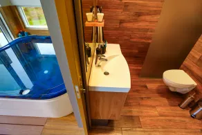 Hrimland Cottages - Image 2