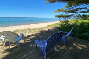 Lake Michigan beachside cottage in Good Hart - Image 5