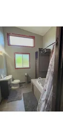 Casa Deluxe de 3 dormitorios con 5 piezas de baño y lavavajillas - Image 3