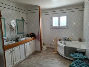 Maison de vacances en pierre avec piscine - Image 3