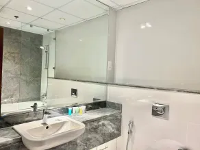 Stunning 1Bedroom with balcony in Al Habtoor city - Image 3