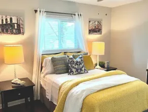 Charming Bungalow Minutes From Downtown Atlanta - Image 5
