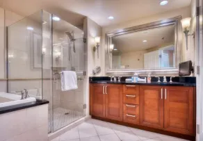 Awesome The Signature MGM condo with Strip view. No resort fee! - Image 4
