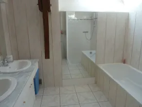 Sommerhus på landet med indendørs pool nær RocamadourPadirac - Image 3