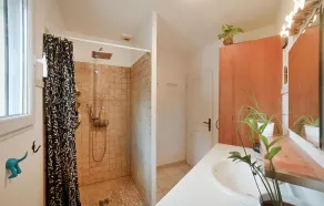 Gorgeous Home In Rochefort Du Gard - Image 2