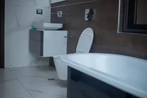 Premium Apartment in Accra with A City View And Rooftop Terrace - Image 4