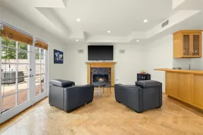 GORGEOUS VILLA IN SHERMAN OAKS PRIVATE LOCATION - Image 5