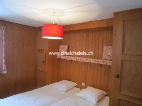 Appartment in a chalet in Zinal - 2 bedrooms with 2 beds - living room - TV broadcasting - kitchen - - Image 3