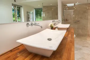 Romantic and peaceful cottage With Far Reaching Views - Image 3