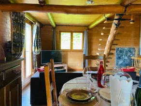 Panoramic lake view chalet - Image 2