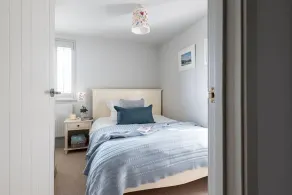 Menehay - a three bedroom house close to Mawgan Porth,  sleeping 6 guests - Image 5