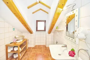 Renovierte Wohnung im Steinhaus im Zentrum der Altstadt von Cavtat - Image 3