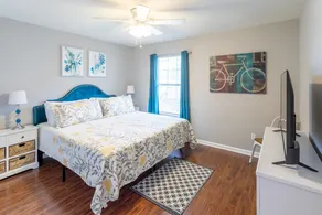 Clean+Cozy+Close to Airport/Jackson/Dogwood Ctr! - Image 4