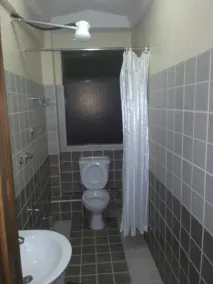 Elsa Hotel Meru - Image 3