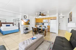 High Rise Deluxe Ocean View Free Parking/Wifi in Waikiki 3106 - Image 4