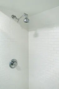 Modernes Ferienhaus mit Whirlpool. 15 Minuten vom Flughafen - Image 3