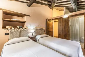 San Veriano - Five Bedroom Villa, Sleeps 10 - Image 5