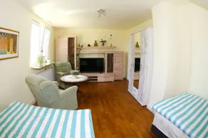 Große Ferienwohnung Mitten im Grünen - Image 5