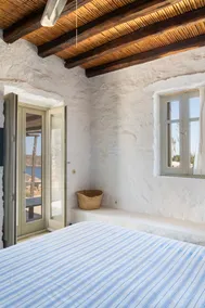 Traditional stone house - Image 4
