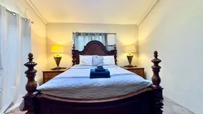 Serene Guest Suite w/ Private Bath and Kitchenette - Image 3