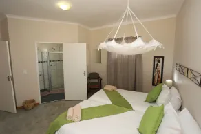 Aus Self-Catering Units - Image 5