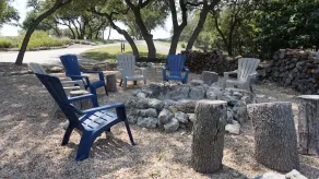 Spacieux 3 acres Hilltop Estate w / vues infinies du célèbre Texas Hill Country - Image 2