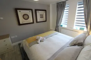 Llys Marina Fabulous Modern Apartment with Balcony for Snowdonia and Anglesey - Image 5