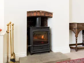 CV34 4JD 20 St Nicholas Church Street · Cosy 2 Bed, Central Warwick & Parking | Pass The Keys - Image 2