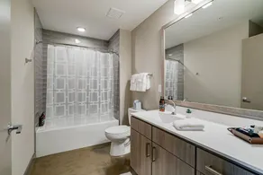 MINNeSTAY* Sable 703 | North Loop | Target Center - Image 2