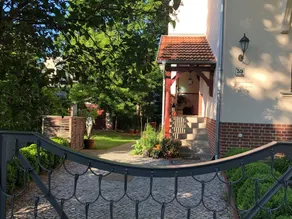 Charming apartment in Tudor style mansion (only 15 minutes to Prenzlauer Berg) - Image 5