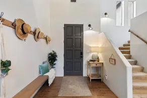 5 Bedroom 4 Bath Boutique Home PREMIUM LOCATION + heated pool option - Image 2