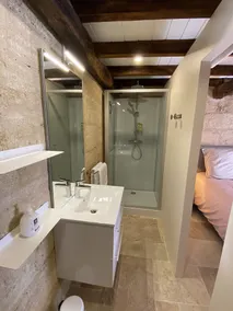 Carefully renovated house in quiet hamlet - Image 5