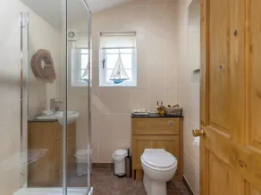 1 bedroom accommodation in Whitecroft, Forest of Dean - Image 2