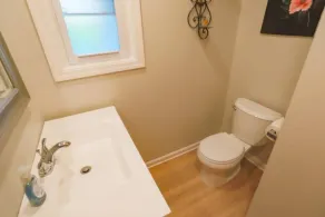4 Bed Cape Cod | Comfort & Charm Near the City - Image 2