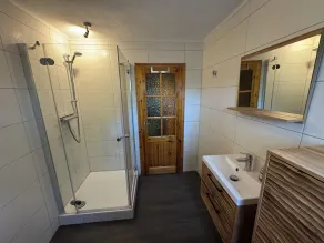 Vacation apartment with separate entrance - Image 3