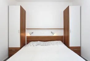 One bedroom Lux apartment Rea - Image 5