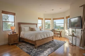Lake Naci Estate w/Pool, swim up bar, 2nd hot tub, sleeps 18! - Image 2