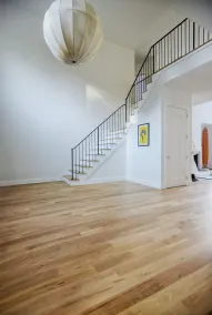 Nyligt afsluttet 5BR / 4. 5BA m / opvarmet Gunite-pool, rummelig gårdhave og pejs - Image 2