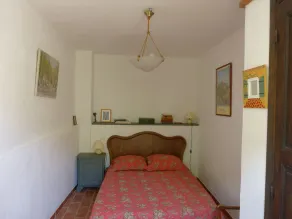 Bonito pequena casa em interior de Nice, rodeado pela natureza - Image 3