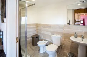 Holiday Home with Wi-Fi, Air Conditioning, Garden and Jacuzzi - Image 3