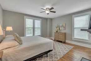 Recently Renovated Home in the Heart of Bellevue! home - Image 5