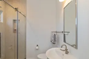 Neu gebautes East Hampton Haus in der Nähe von Stränden und Bucht - Image 3