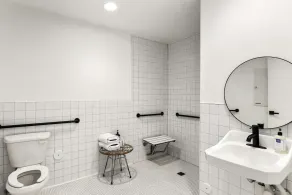 Kawelohea Studio suite. ʻoluʻolu komo - Image 2