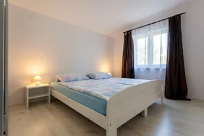 House apartment with roofed terrace - Image 3