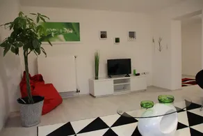 Apartamento moderno no coração de Lower Franconia - Image 2