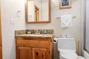 Catalina Creekside Cabine: 2 cabines BR / 2 BA à Big Bear Lake, pour 4 personnes - Image 4
