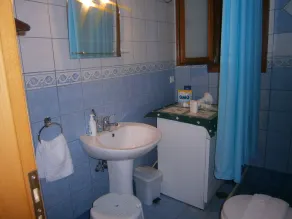 HOUSE MORAKI APPARTMENT - Image 2