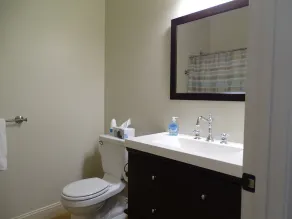 Converted 1830 Church - Newly Renovated For your Stay - Image 5
