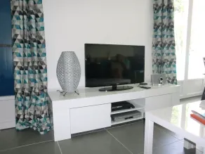 Maison moderne, très calme, à deux pas de la plage - Image 2